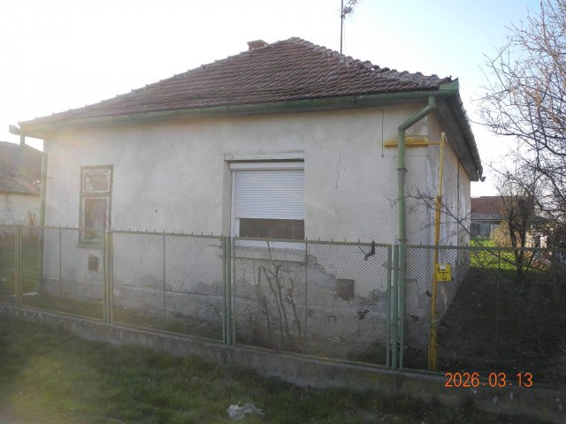 Eladó családi ház, Zagyvarékason, Nefelejcs utcában 5.6 M Ft