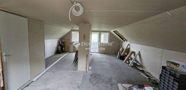 Eladó családi ház, Dunaszekcsőn 27.5 M Ft, 3 szobás