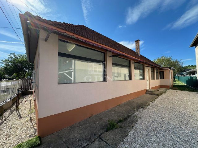 Eladó családi ház, Keszegen 35 M Ft, 3+1 szobás