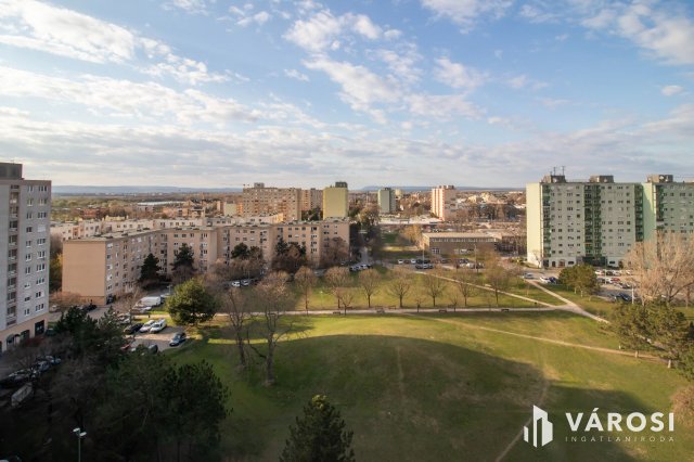 Eladó panellakás, Székesfehérvárott 47.9 M Ft, 2 szobás