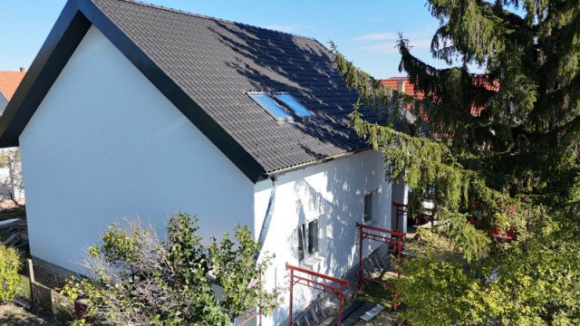 Eladó családi ház, Bicskén 98.9 M Ft, 5 szobás