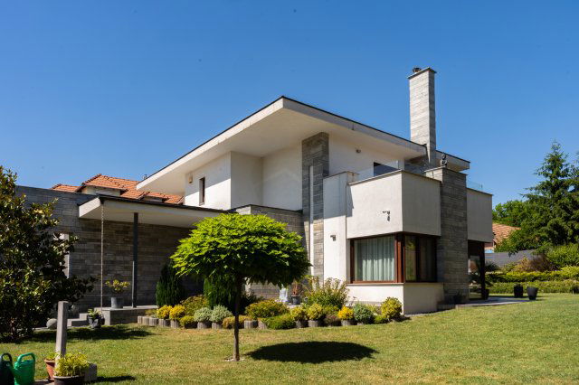 Eladó családi ház, Bicskén 285 M Ft, 5 szobás