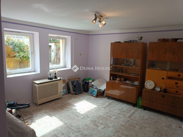Eladó családi ház, Kunszálláson 82 M Ft, 3 szobás