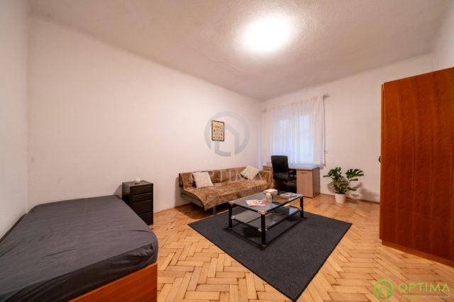 Eladó téglalakás, Budapesten, VIII. kerületben 83.9 M Ft