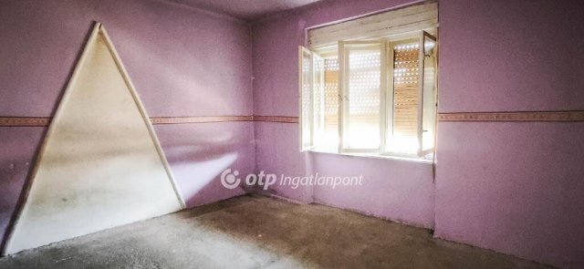 Eladó családi ház, Nyíribronyon 8.5 M Ft, 2 szobás