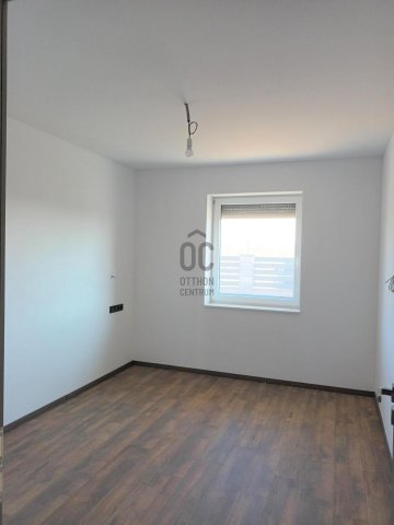 Eladó családi ház, Keszthelyen 158.5 M Ft, 3 szobás