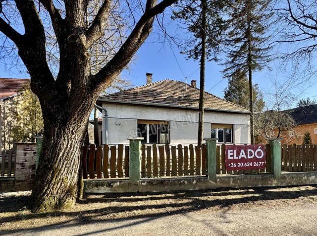 Eladó családi ház, Kétbodonyon 33.99 M Ft, 3 szobás