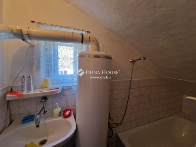 Eladó családi ház, Orfűn 99.5 M Ft, 4 szobás