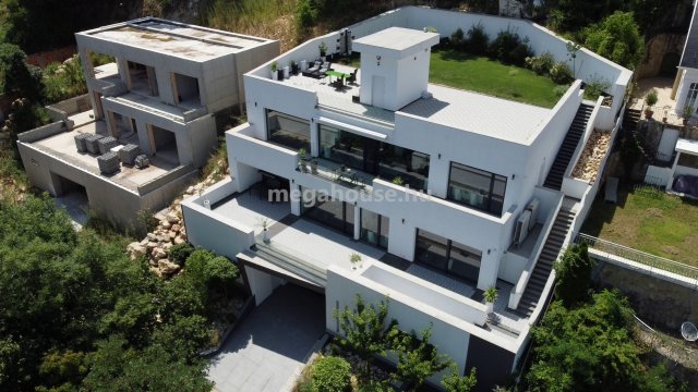 Eladó családi ház, Budapesten, II. kerületben 350 M Ft, 6 szobás