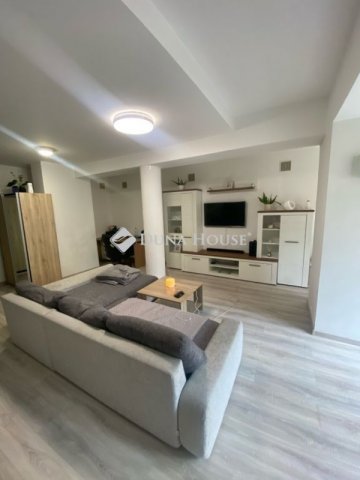 Kiadó téglalakás, albérlet, Pécsett 170 E Ft / hó, 2 szobás