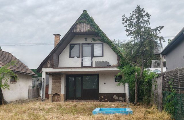 Eladó nyaraló, Szigetszentmiklóson 49.9 M Ft, 3 szobás