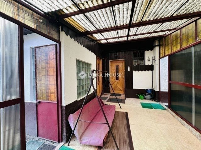 Eladó téglalakás, Budapesten, IX. kerületben 62.9 M Ft, 4 szobás