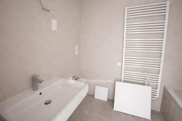 Eladó téglalakás, Budapesten, XIII. kerületben 84.99 M Ft