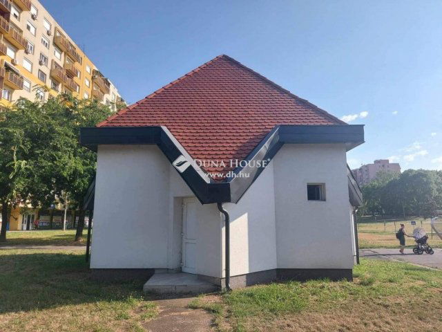 Eladó iroda, Dunaújvárosban 39.8 M Ft / költözzbe.hu