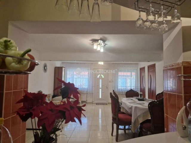 Eladó családi ház, Aszódon 100 M Ft, 6 szobás