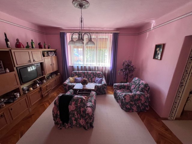 Eladó családi ház, Szarvason 29.5 M Ft, 3 szobás