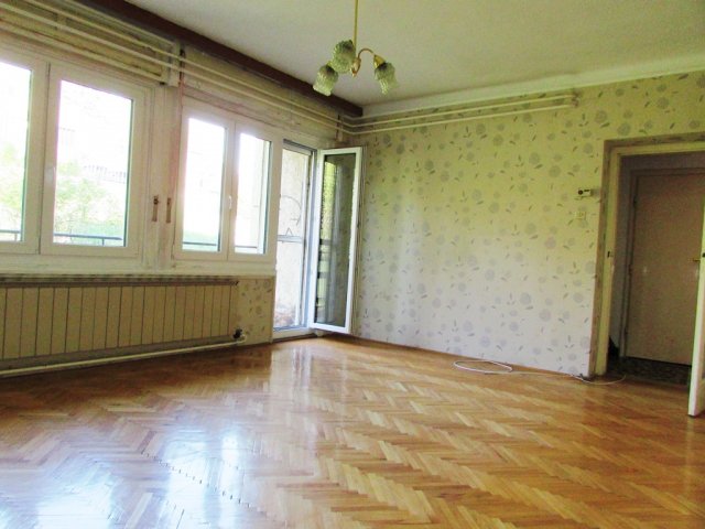 Eladó téglalakás, Budapesten, II. kerületben, Pusztaszeri úton