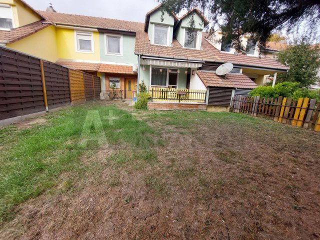 Eladó sorház, Szegeden 99.9 M Ft, 5 szobás / költözzbe.hu