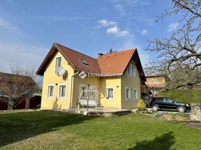 Eladó családi ház, Budakeszin 133 M Ft, 2+2 szobás