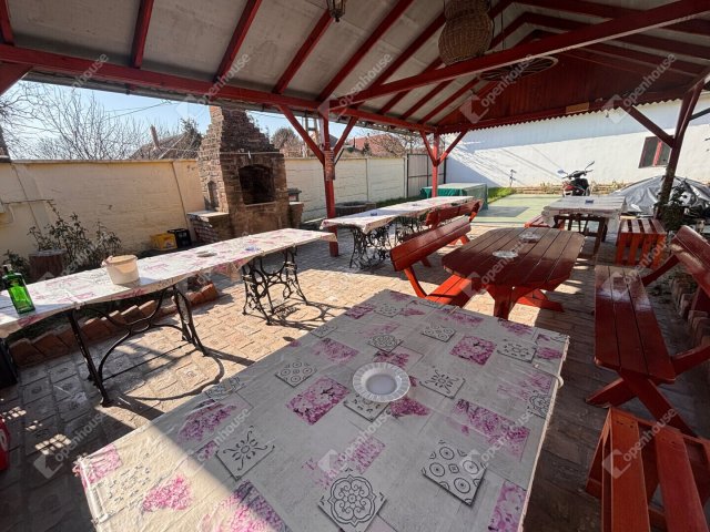 Eladó üzlethelyiség, Hódmezővásárhelyen 78.9 M Ft