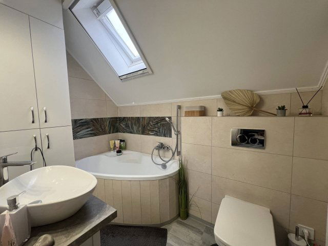 Eladó sorház, Békéscsabán 54.9 M Ft, 1+3 szobás