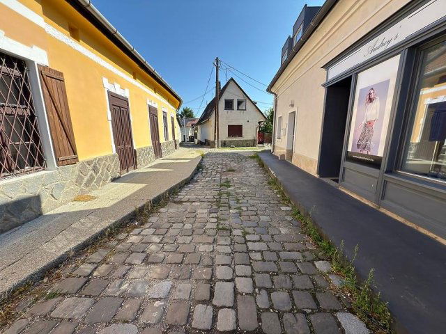 Eladó telek, Szentendrén 78.9 M Ft / költözzbe.hu
