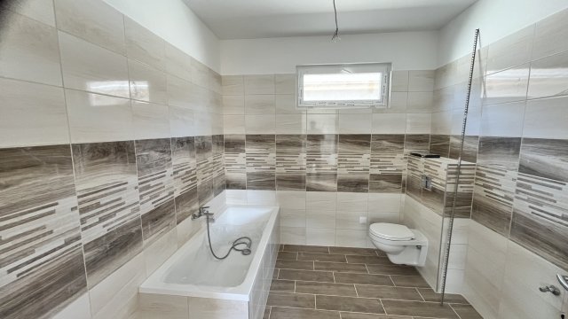 Eladó családi ház, Kecskeméten, Bojtorján utcában 95 M Ft
