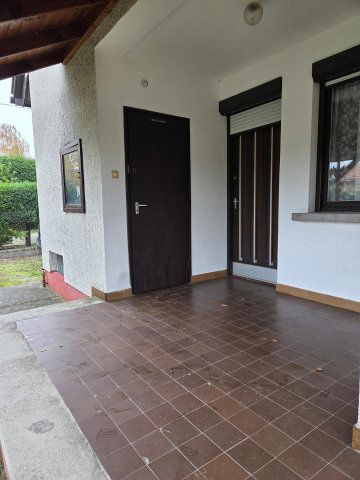 Eladó nyaraló, Vonyarcvashegyen 65 M Ft, 5 szobás