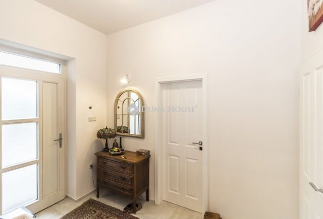 Eladó családi ház, Salköveskúton 195 M Ft, 3+1 szobás