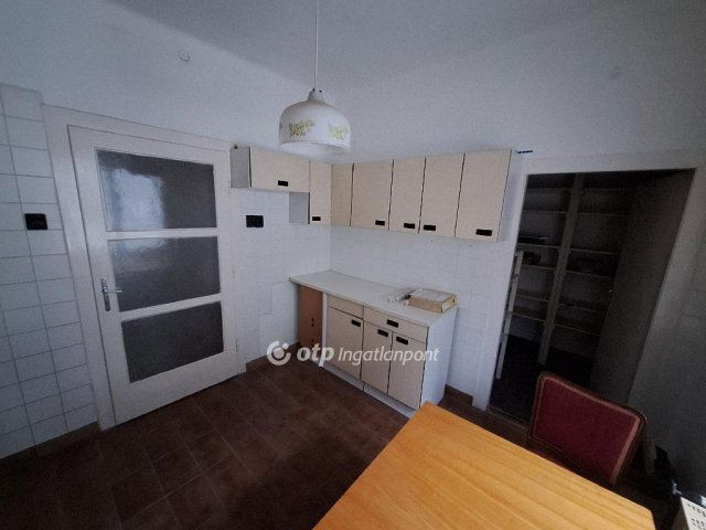 Eladó családi ház, Salgótarjánban 43 M Ft, 3+3 szobás