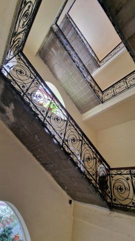 Eladó téglalakás, Budapesten, VI. kerületben 54.9 M Ft, 1 szobás