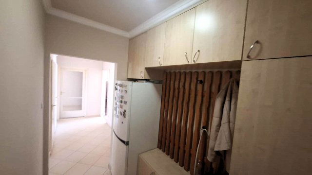 Eladó téglalakás, Szegeden 47 M Ft, 1+2 szobás