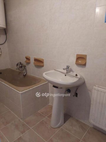 Eladó családi ház, Kacsótán 17.5 M Ft, 2+1 szobás