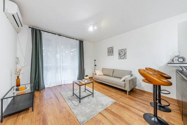 Eladó téglalakás, Budapesten, VII. kerületben 110 M Ft