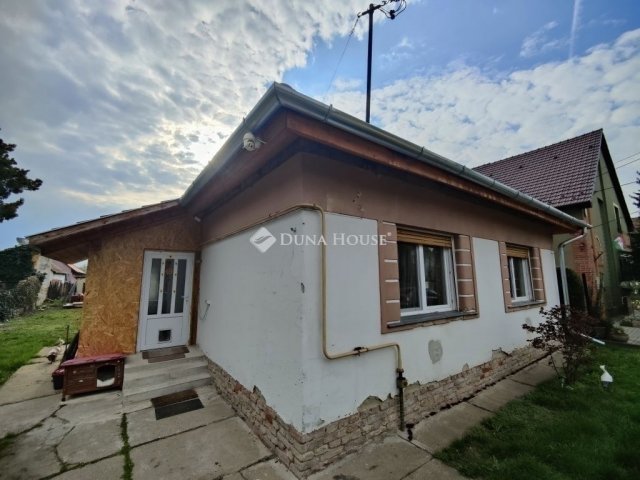 Eladó családi ház, Budapesten, XVIII. kerületben 89.9 M Ft