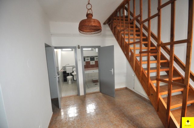 Kiadó családi ház, albérlet, Bükön 200 E Ft / hó, 5 szobás