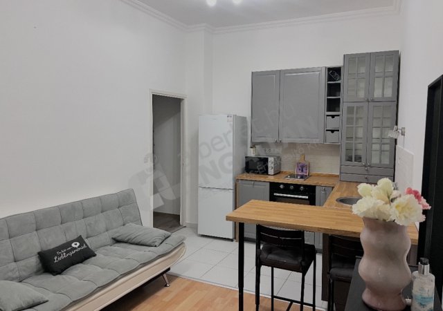 Kiadó téglalakás, albérlet, VII. kerületben, Rákóczi úton