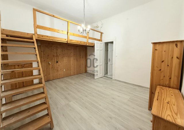 Eladó téglalakás, Budapesten, VII. kerületben 57.2 M Ft