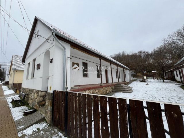 Eladó családi ház, Óbányán 58.9 M Ft, 3 szobás