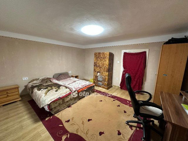 Eladó családi ház, Nyírbogdányon 17.5 M Ft, 1 szobás