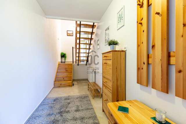 Eladó téglalakás, Szegeden 138 M Ft, 5 szobás