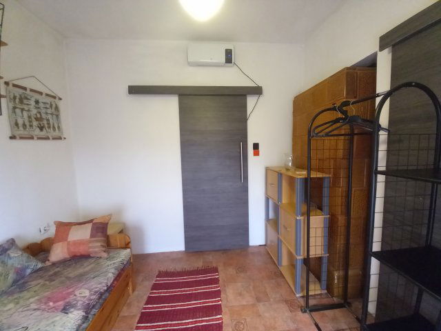 Eladó családi ház, Pécsett, Sáska dűlőn 50 M Ft, 3 szobás