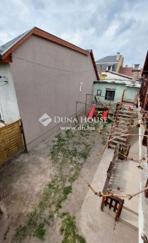 Eladó családi ház, Budapesten, XX. kerületben 120 M Ft, 7 szobás
