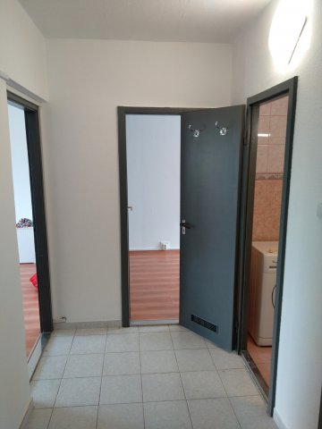 Eladó téglalakás, Nyíregyházán 37.5 M Ft, 1+2 szobás