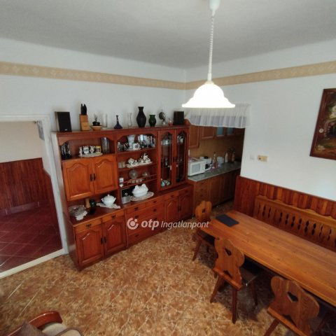 Eladó családi ház, Olaszliszkán 21.5 M Ft, 3 szobás