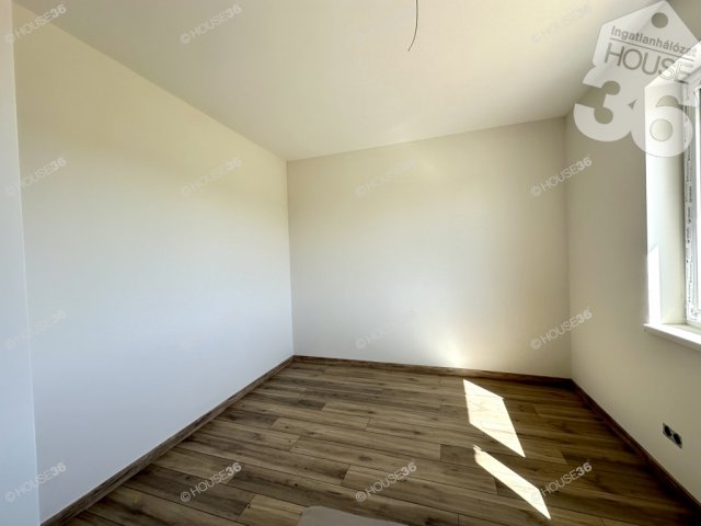 Eladó családi ház, Kecskeméten 81.6 M Ft, 4 szobás