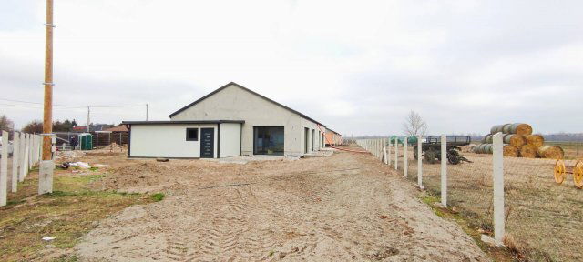 Eladó ikerház, Alsónémediben 95 M Ft, 4 szobás