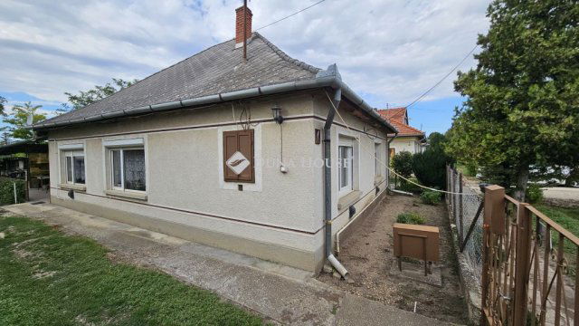 Eladó családi ház, Mezőszentgyörgyön 44.99 M Ft, 3 szobás