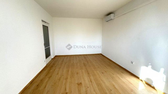 Kiadó panellakás, albérlet, Debrecenben 150 E Ft / hó, 2 szobás