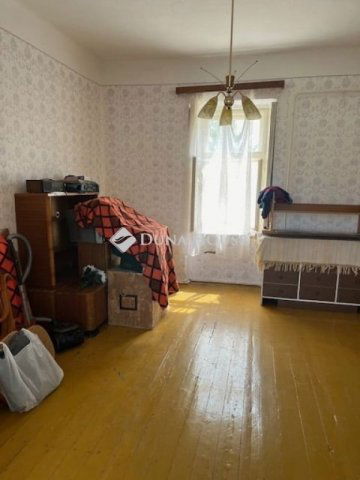 Eladó családi ház, Poroszlón 27.5 M Ft, 3 szobás